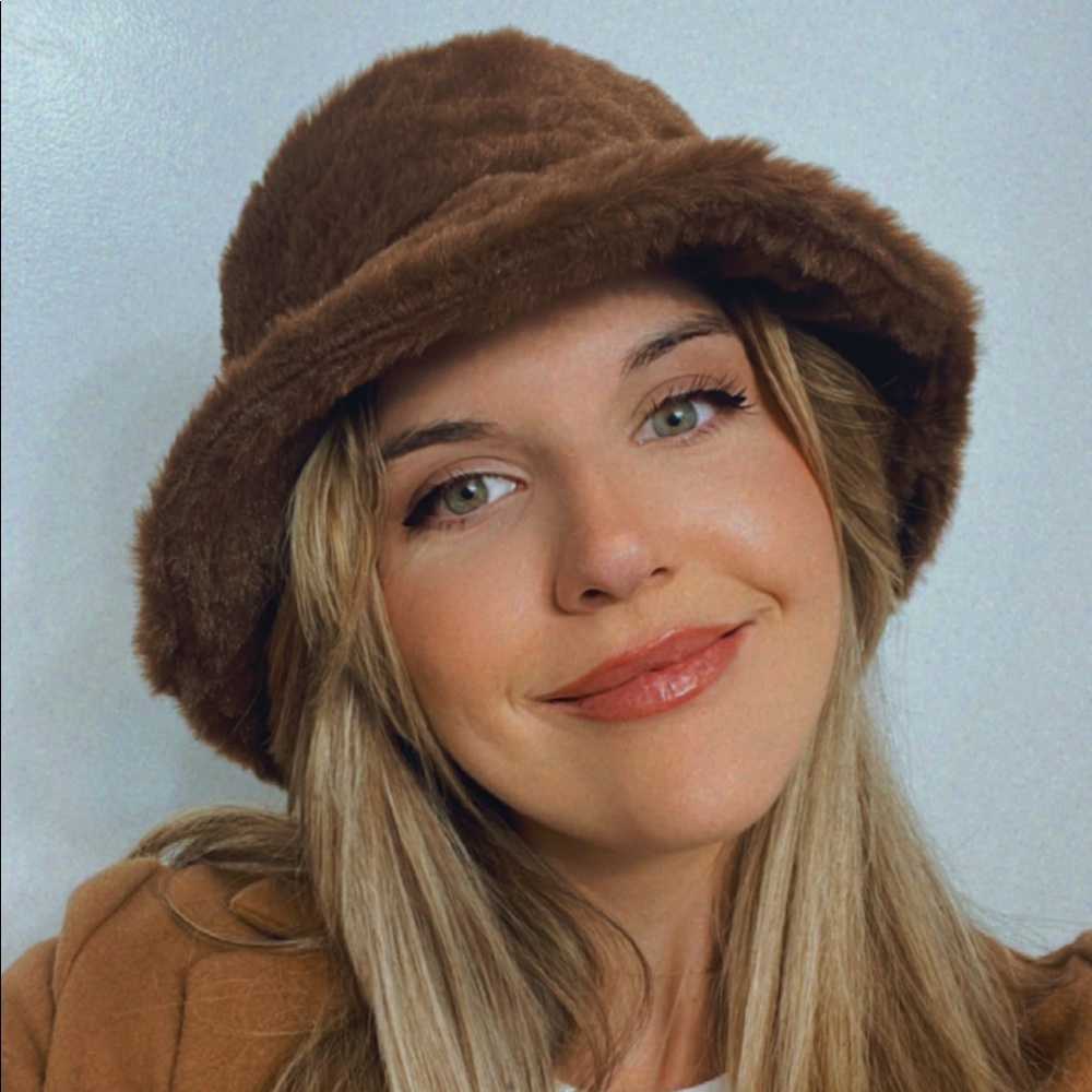 Fuzzy bucket hat